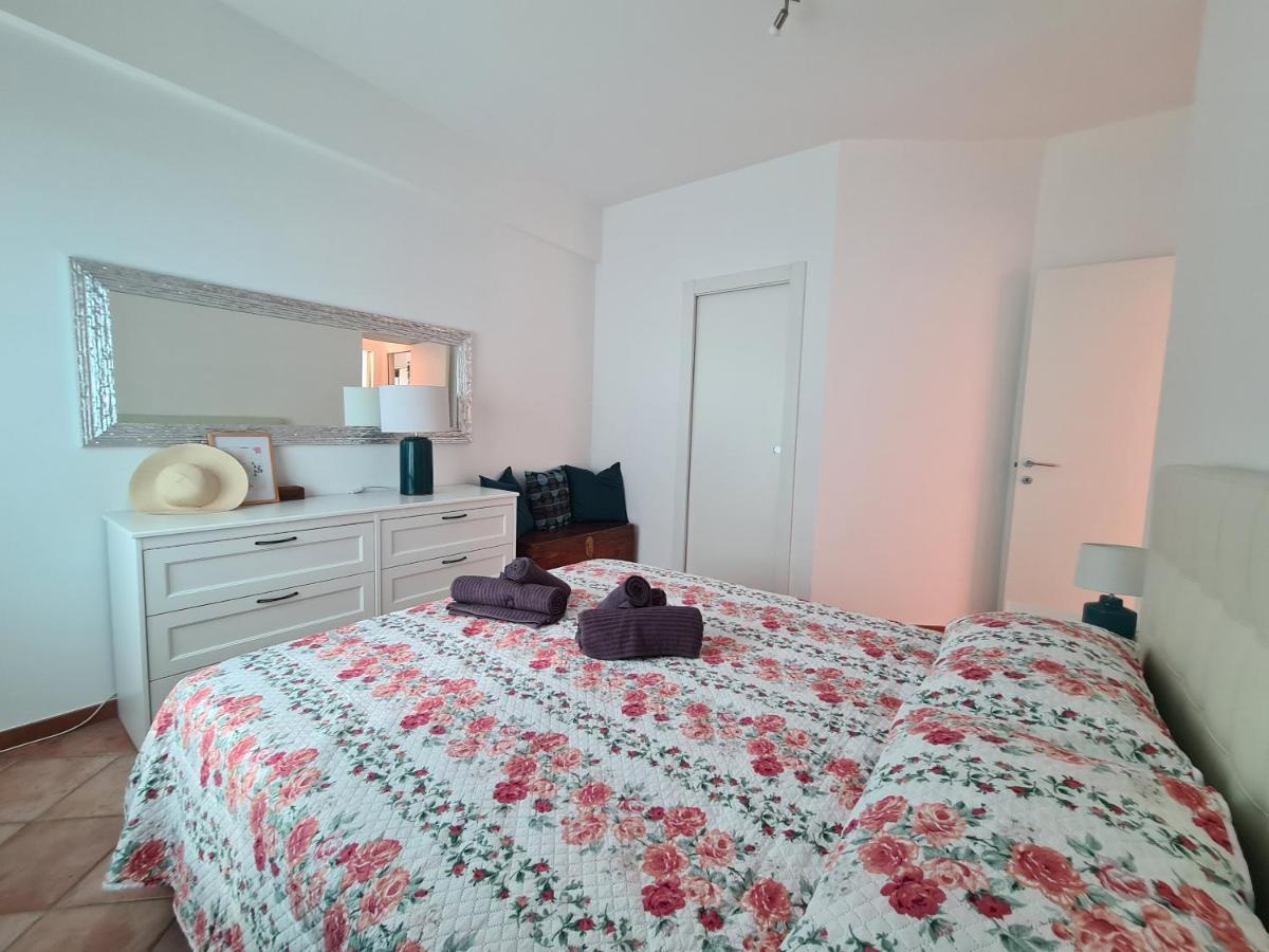 Casa Erica By Portofinovacanze Рапало Екстериор снимка